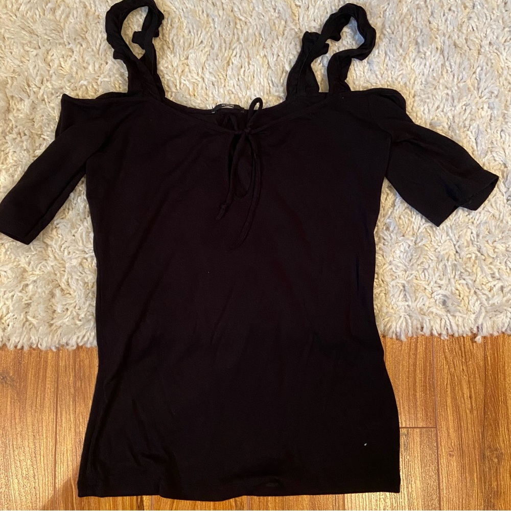 Black off the shoulder t-shirt